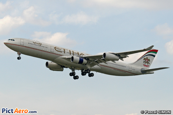 Airbus A340-313X (Etihad Airways)