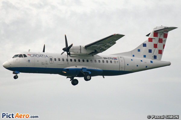 ATR 42-320 (Croatia Airlines)