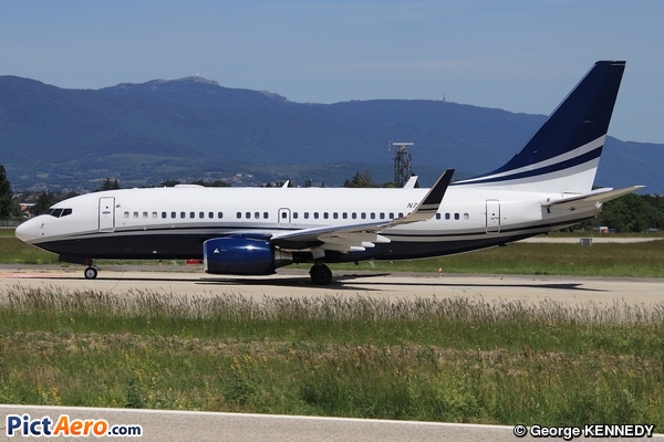 Boeing 737-75V/BBJ  (Universal Jet Aviation)