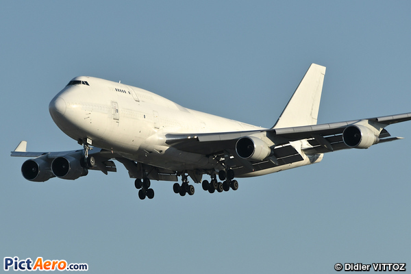 Boeing 747-409/BDSF (Aerotrans Cargo)