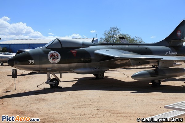 Hawker Hunter F58 (Pima Air & Space Museum)