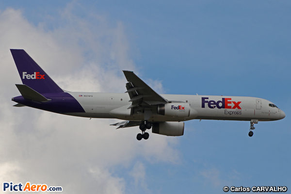 Boeing 757-204 SF (FedEx)
