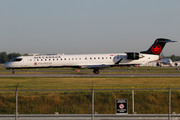 Canadair CL-600-2D15 Regional Jet CRJ-705 (C-GPJZ)