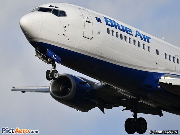 Boeing 737-42C (Blue Air)