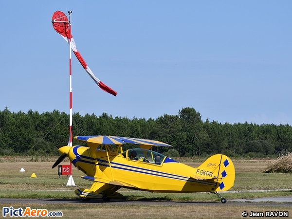 Pitts S-2B Special (Private / Privé)