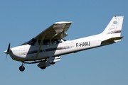Cessna 172R Skyhawk (F-HARJ)