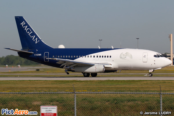 Boeing 737-2S2C/Adv (Xstrata Canada Corporation)