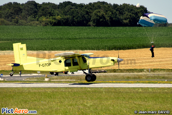 Pilatus PC-6/B2-H2 (Aéroclub de Royan Médis)