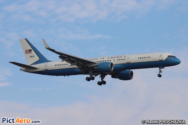 Boeing C-32A (757-2G4) (United States - US Air Force (USAF))