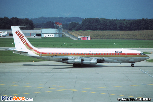 Boeing 707-384C (Alia Royal Jordanian Airlines)