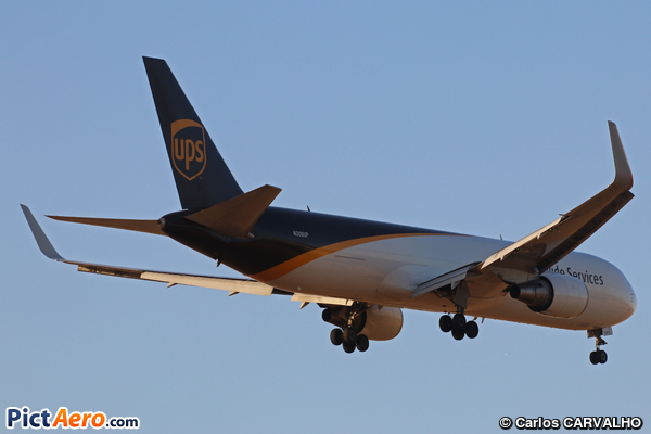 Boeing 767-34AF/ER (United Parcel Service - UPS)