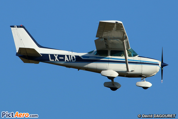 Cessna 172N Skyhawk II (Private / Privé)