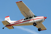 Cessna 180K Skywagon (N180EL)