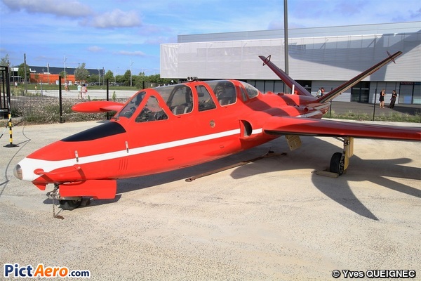 Fouga CM-170R Magister (Ailes Anciennes Toulouse)