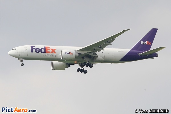 Boeing 777-FS2 (FedEx Express)