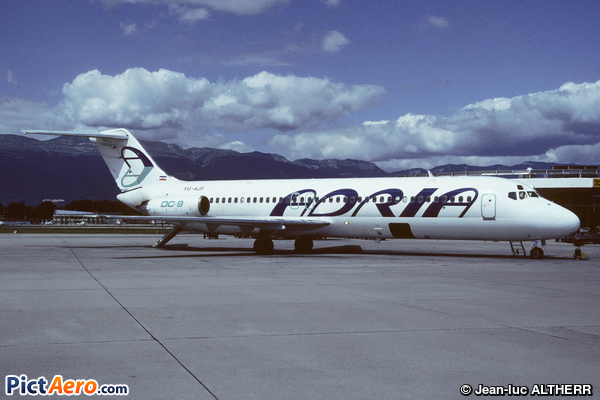 McDonnell Douglas DC-9-32 (Adria Airways)