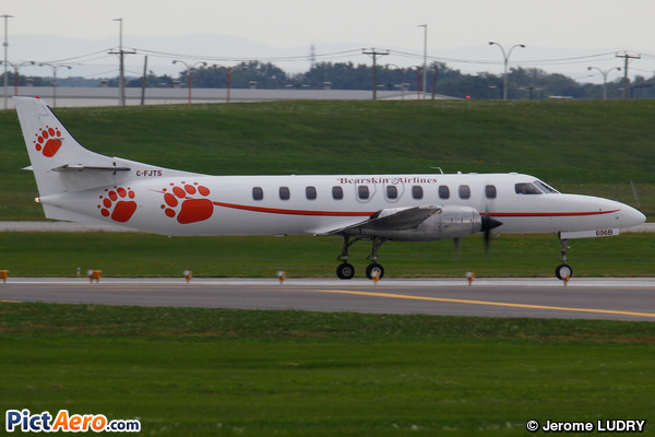 Fairchild Swearingen SA-227AC Metro III (Bearskin Airlines)