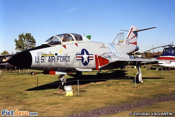McDonnell F-101-B-80-MC Voodoo (Midland Air Museum Coventry)