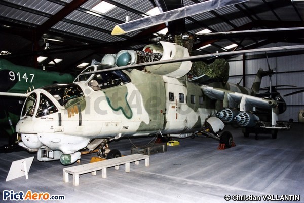 Mil Mi-24D Hind (The Helicopter Museum (Weston))