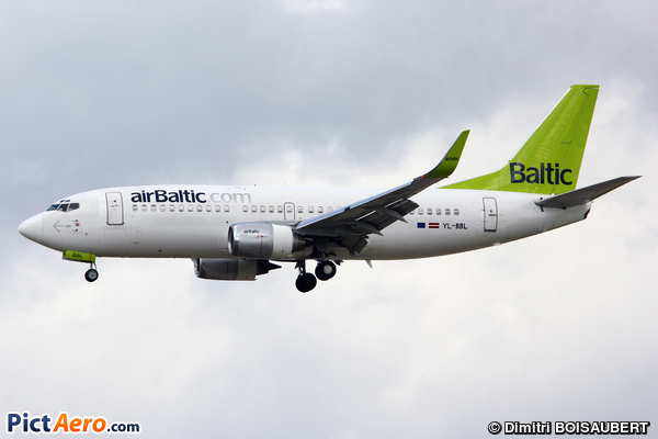 Boeing 737-33V (Air Baltic)