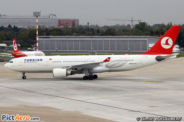 Airbus A330-202 (Turkish Airlines)