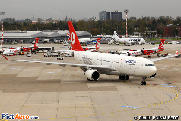 Airbus A330-202 (Turkish Airlines)