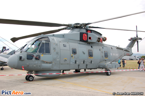 Agusta Westland EH-101 Merlin HM1 (United Kingdom - Royal Navy)