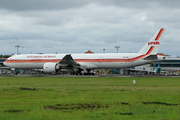 Boeing 777-3U3/ER (PK-GIK)