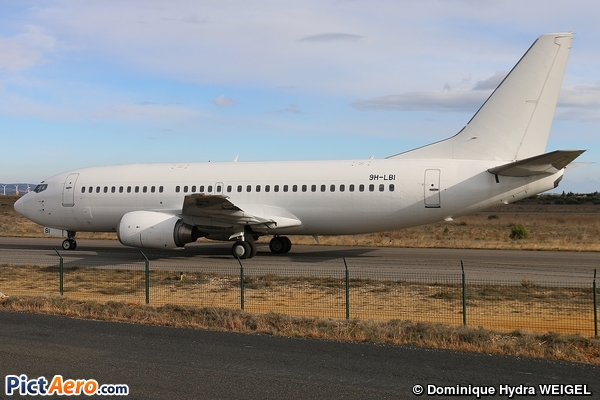 Boeing 737-36N (Hyperion Aviation)