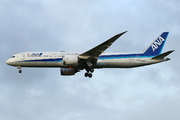Boeing 787-9 Dreamliner (JA880A)