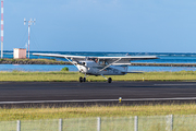 Cessna F172M Skyhawk (F-BXZX)