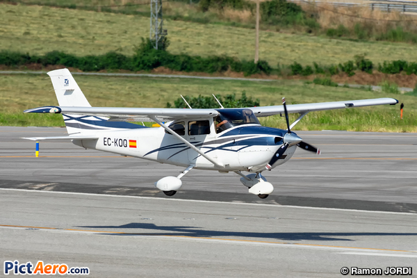 Cessna 182T Skylane (Aeroclub Barcelona-Sabadell)