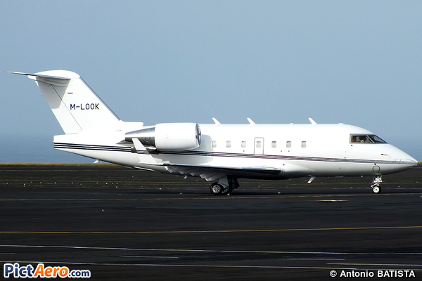 Bombardier CL-600-2B16 Challenger 604 (TAG Aviation UK)