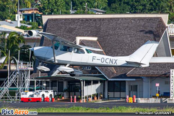 Cessna 172K Skyhawk (C3P)