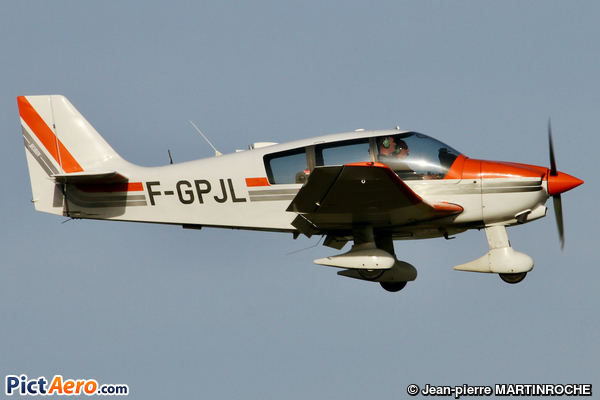 Robin DR 400-180 (Association aéronautique du Nivernais)