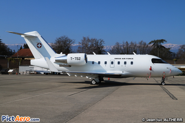 Bombardier CL-600-2B16 Challenger 604 (Swiss Air Force)
