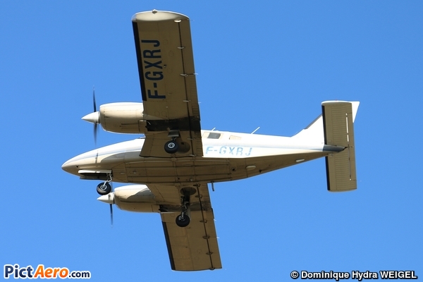 Piper PA-34-220T (De Vinci Aéro)