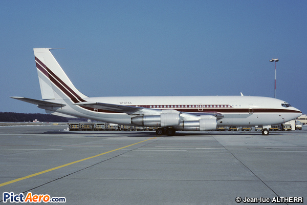 Boeing 707-138B (TAG Aviation (USA))
