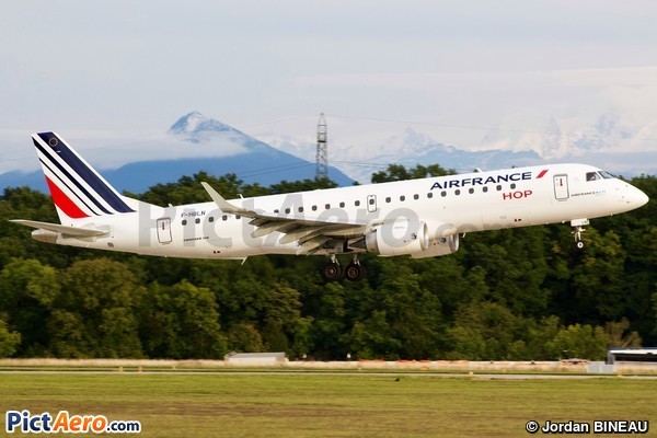 Embraer ERJ-190 STD (Air France)