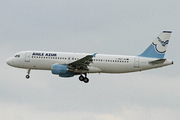 Airbus A320-214 (F-HBAP)