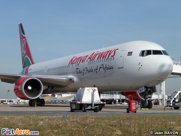 Boeing 767-36NER  (Kenya Airways)