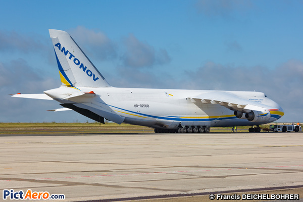 Antonov An-124-100 (Antonov Airlines)