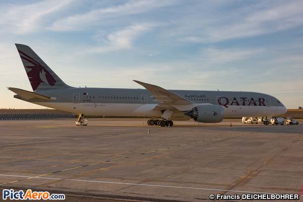 Boeing 787-9 Dreamliner (Qatar Airways)