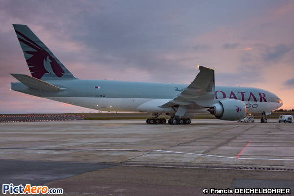 Boeing 777-FDZ (Qatar Airways)