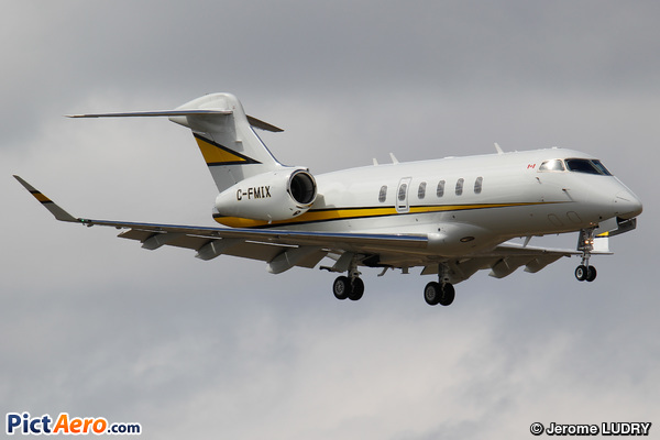 Bombardier BD-100-1A10 Challenger 350 (Sunwest Aviation)