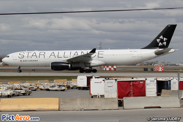 Airbus A330-343 (Air Canada)