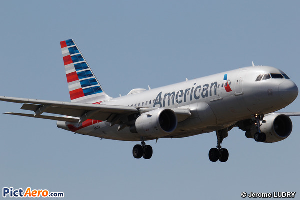 Airbus A319-115 (American Airlines)