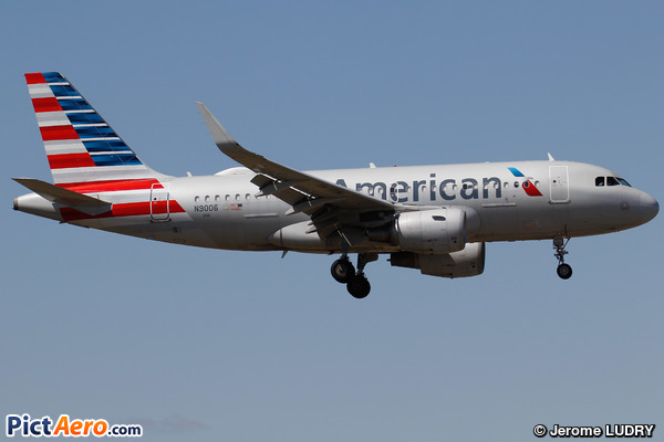 Airbus A319-115 (American Airlines)