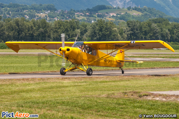 Piper PA-18-150 Super Cub (Groupement de Vol à Moteur Lausanne)