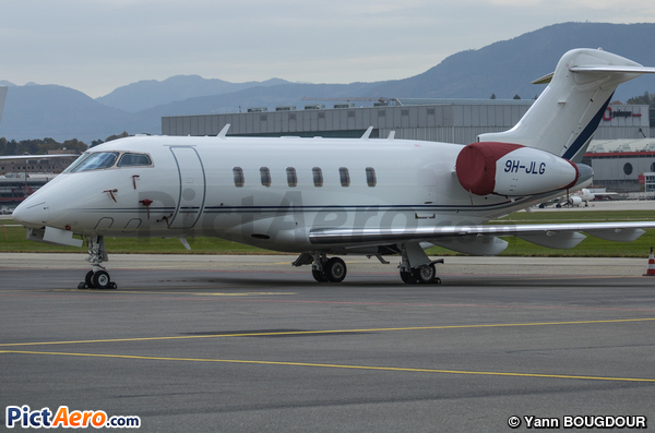 Bombardier BD-100-1A10 Challenger 350 (TAG Aviation)